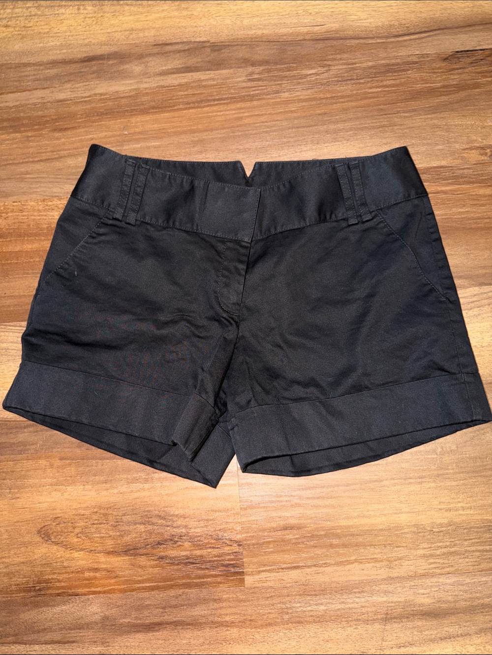 Express High-Waist Black Cuffed Women's Shorts